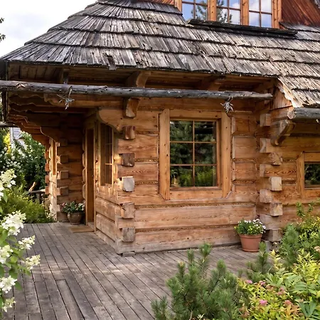 Royal Tatra - Fireplace, Sauna & Bbq Willa *