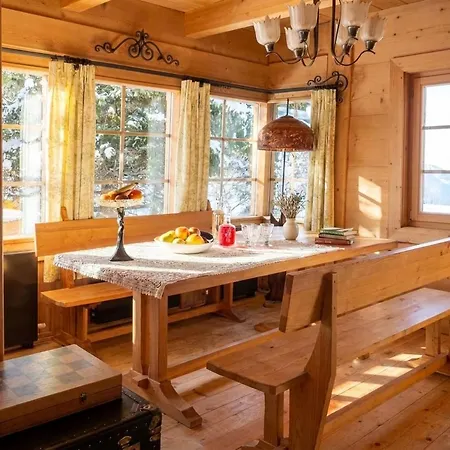 Royal Tatra - Fireplace, Sauna & Bbq